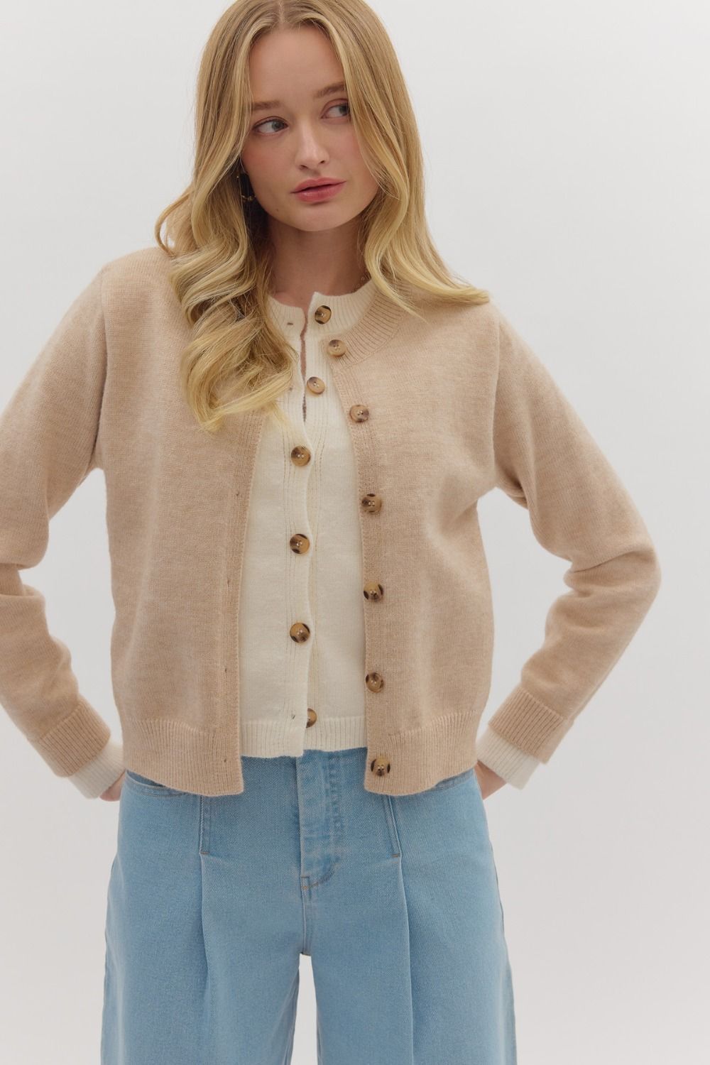 OATMEAL KNIT BUTTON CARDIGAN