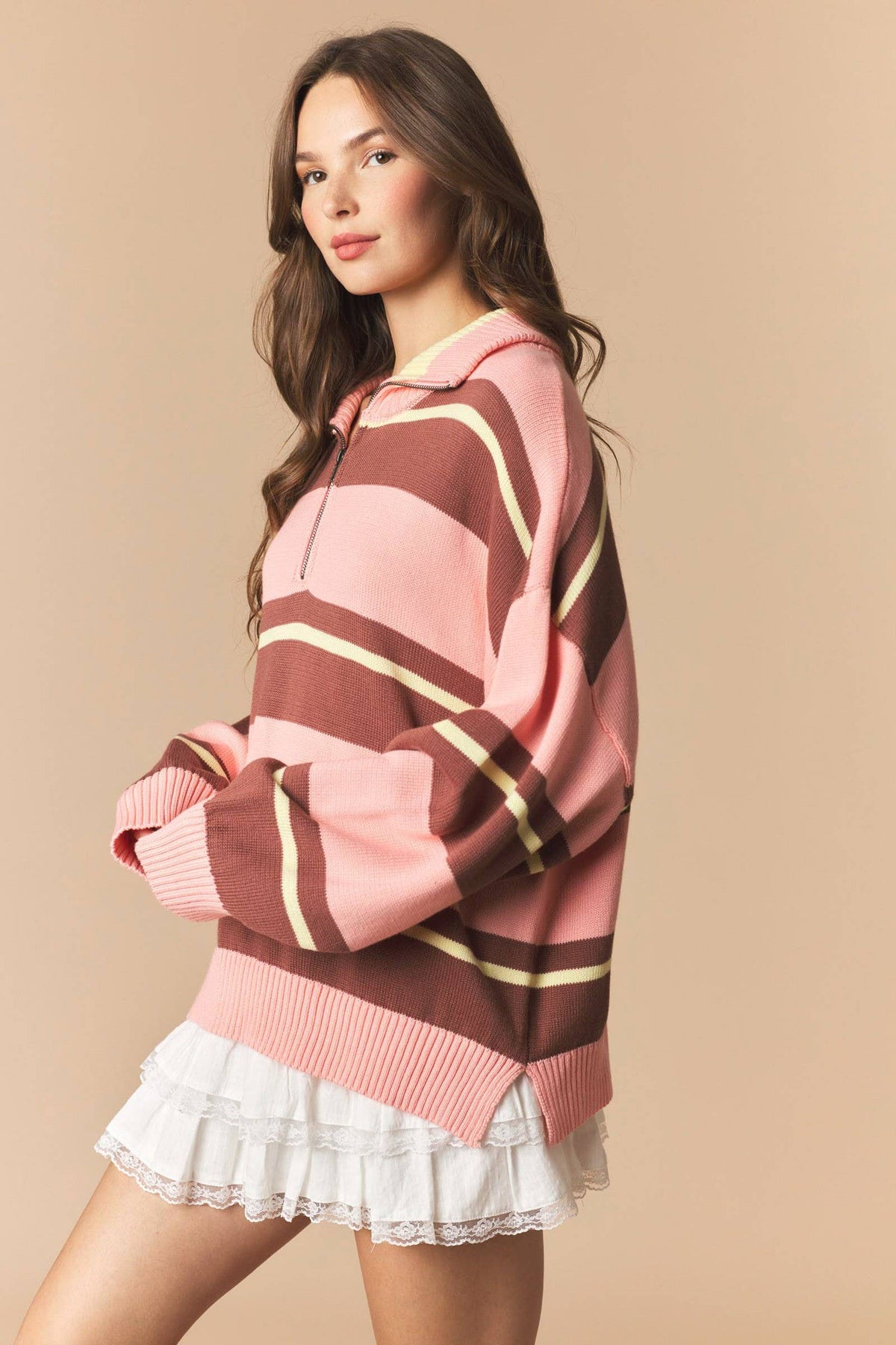 PINK STRIPE COLAR KINT SWEATER