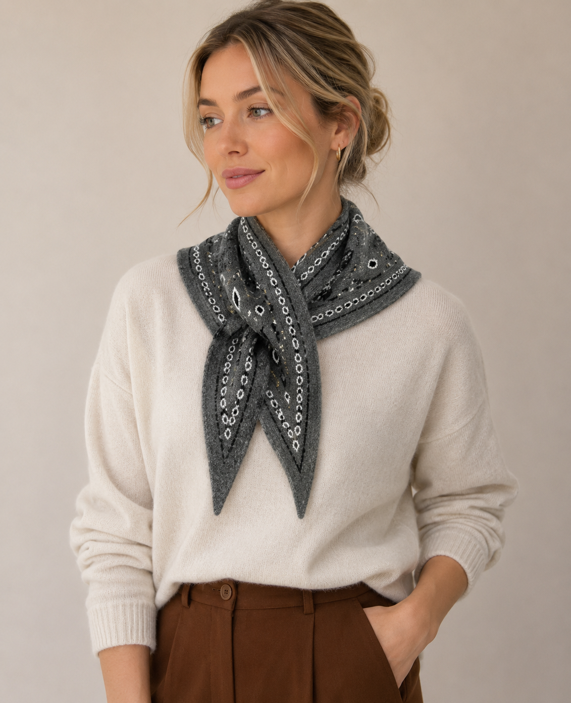 COZY KNIT BANDANA SCARF