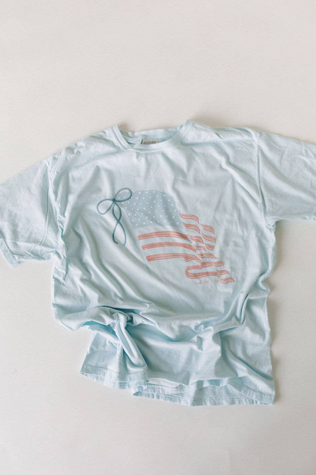LAND I LOVE GRAPHIC TEE