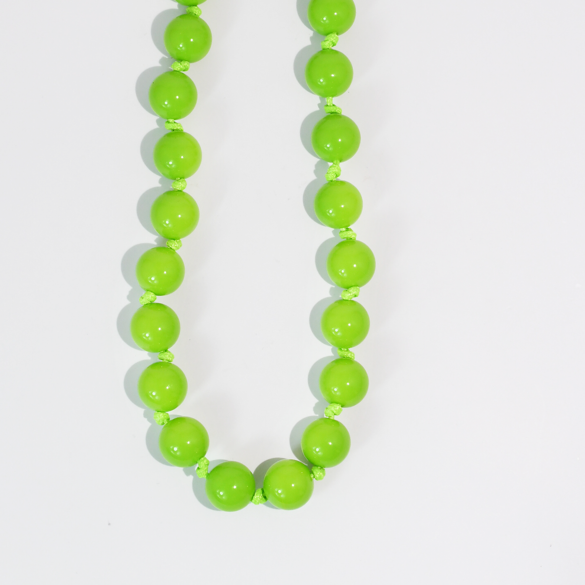 BUBBLEGUM BEADS NECKLACE
