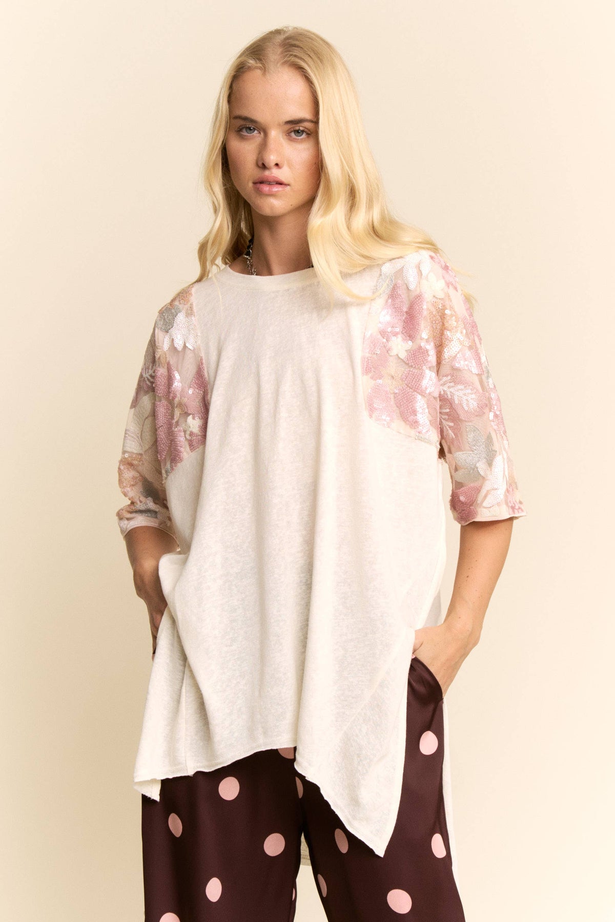 BLUSH BLOOM SEQUI SLV TUNIC TOP