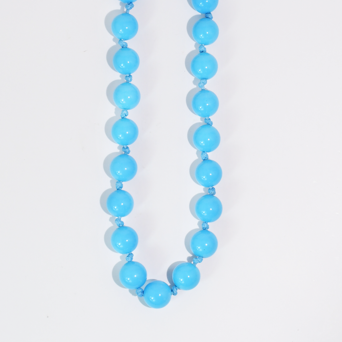 BUBBLEGUM BEADS NECKLACE