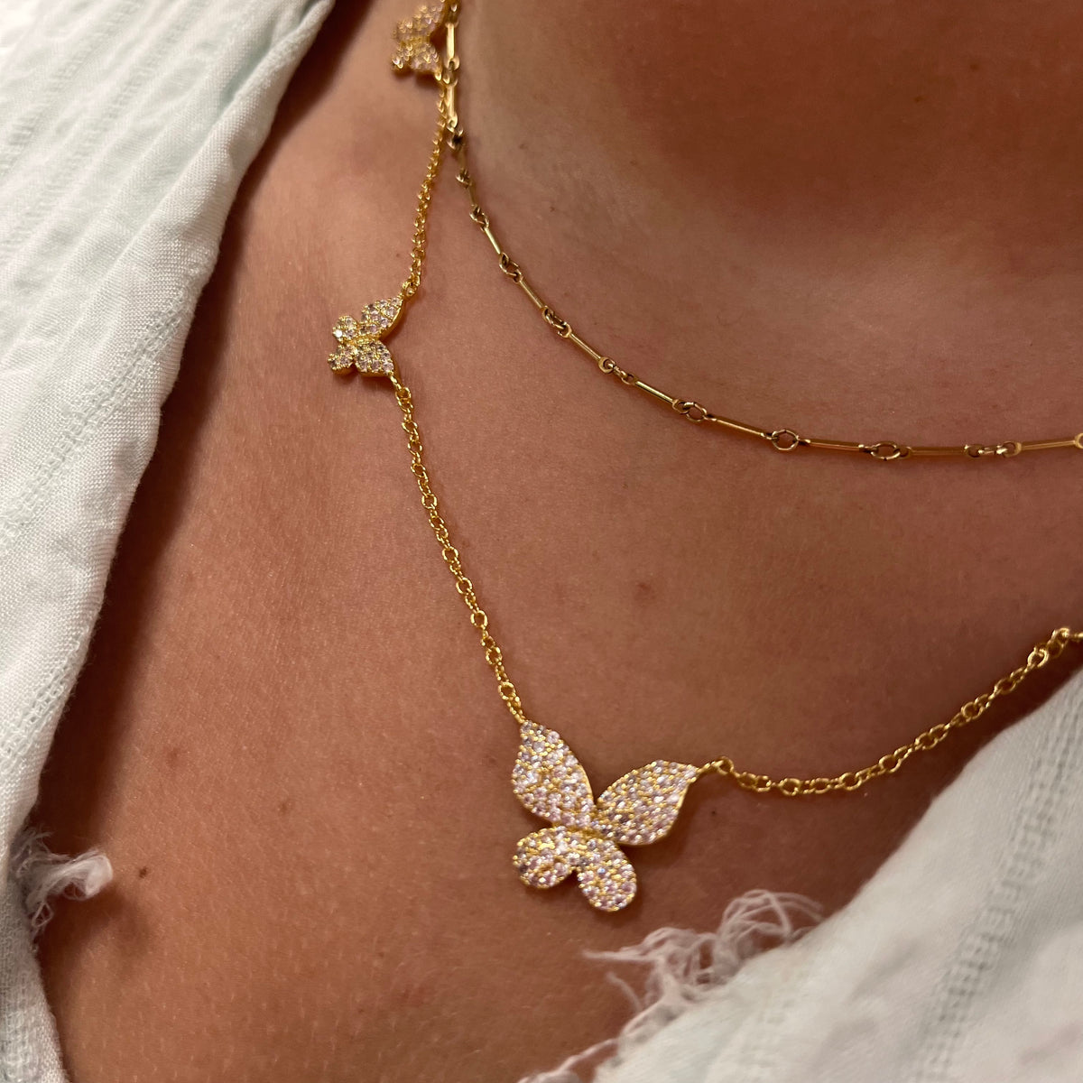 BUTTERFLY LOVE NECKLACE