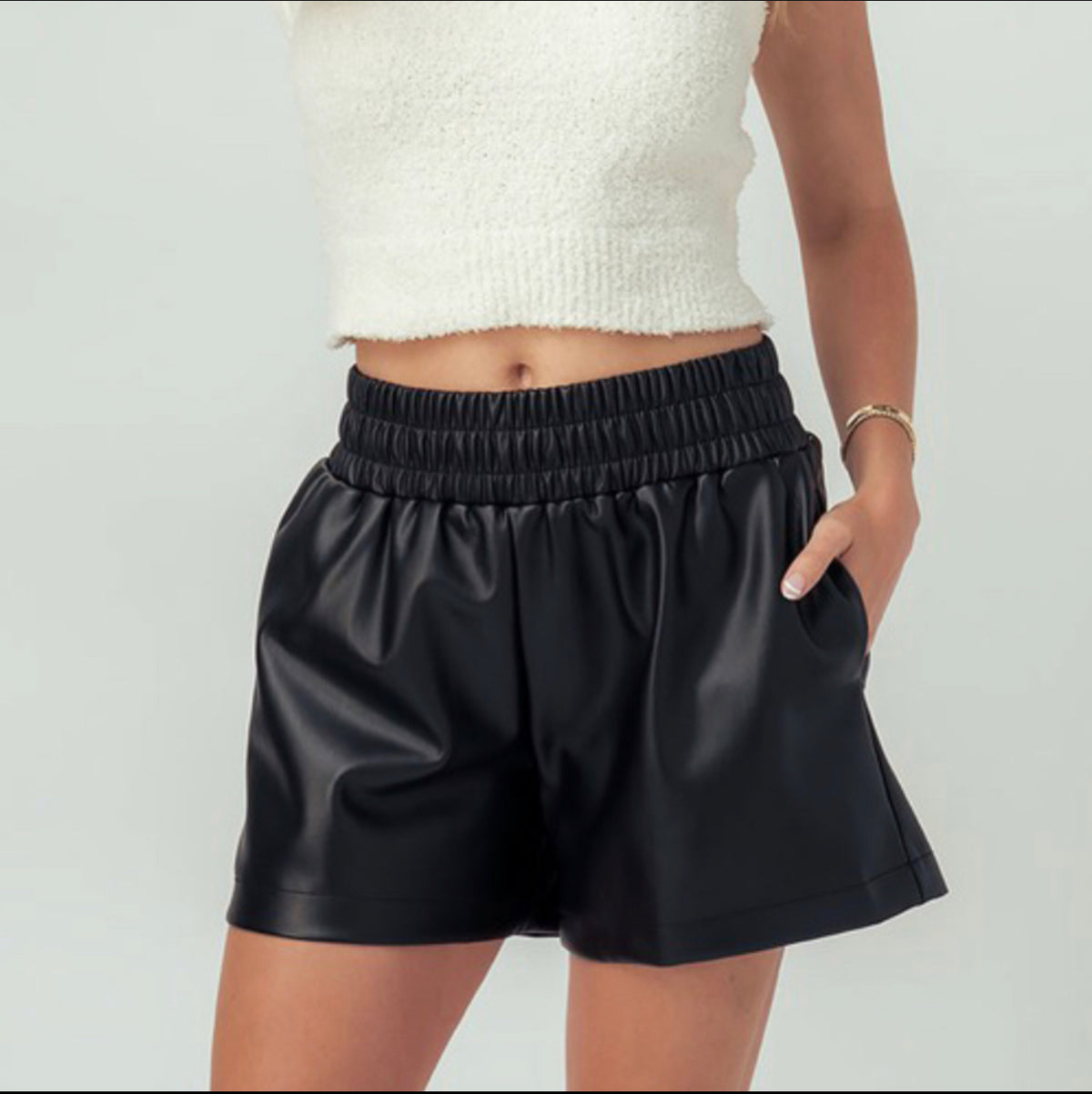 ALY FAUX LEATHER SHORTS