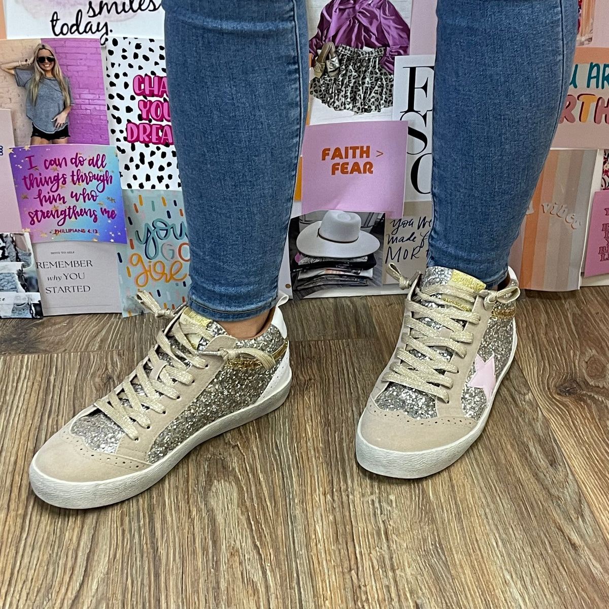 GOLD GLITTER PINK STAR SNEAKER