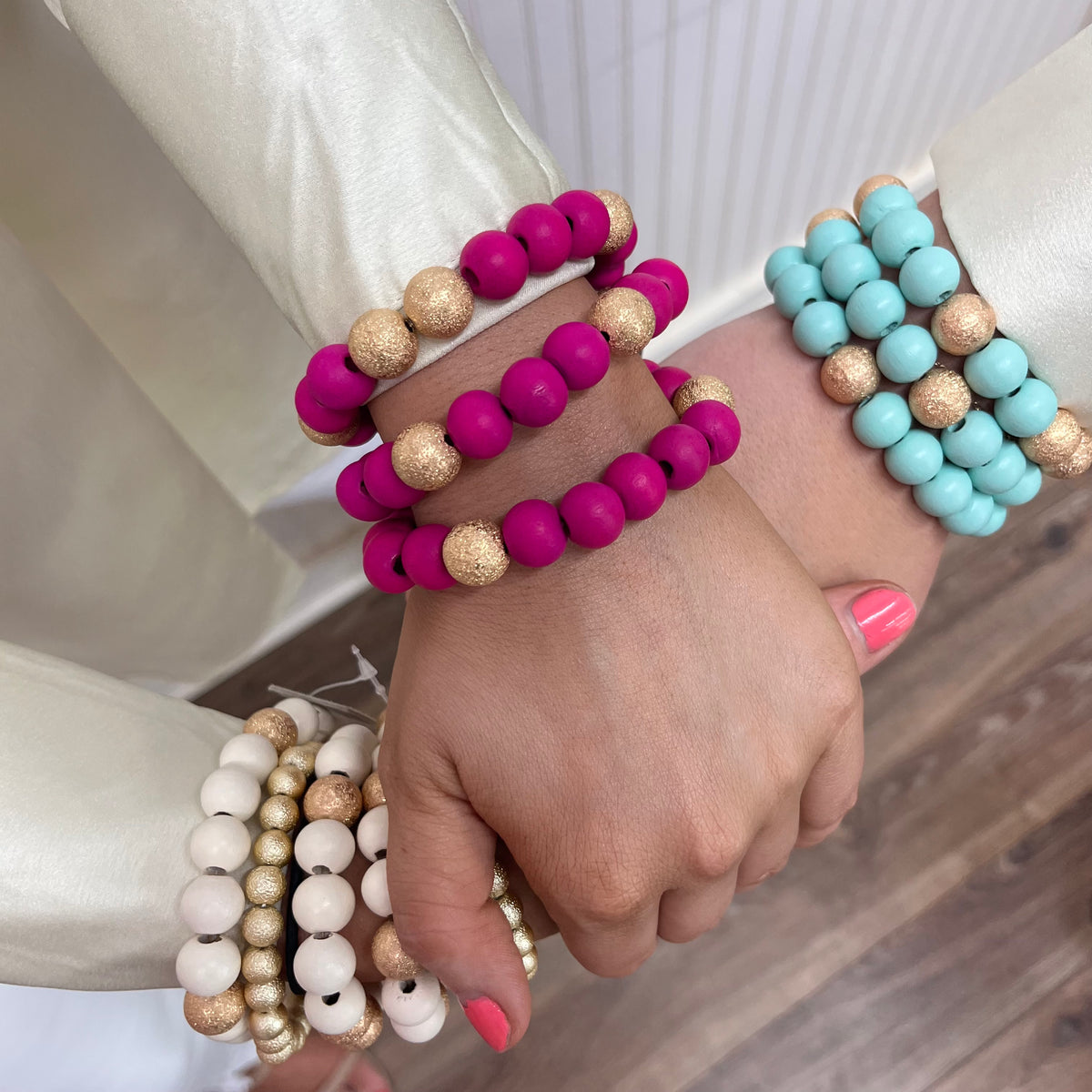 JILLIAN WOOD BRACELET SET