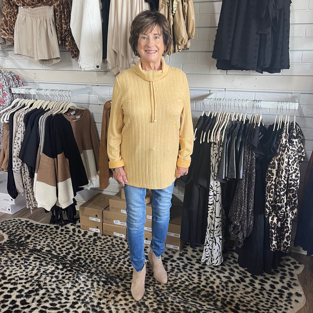 GINGER COWL NK TOP