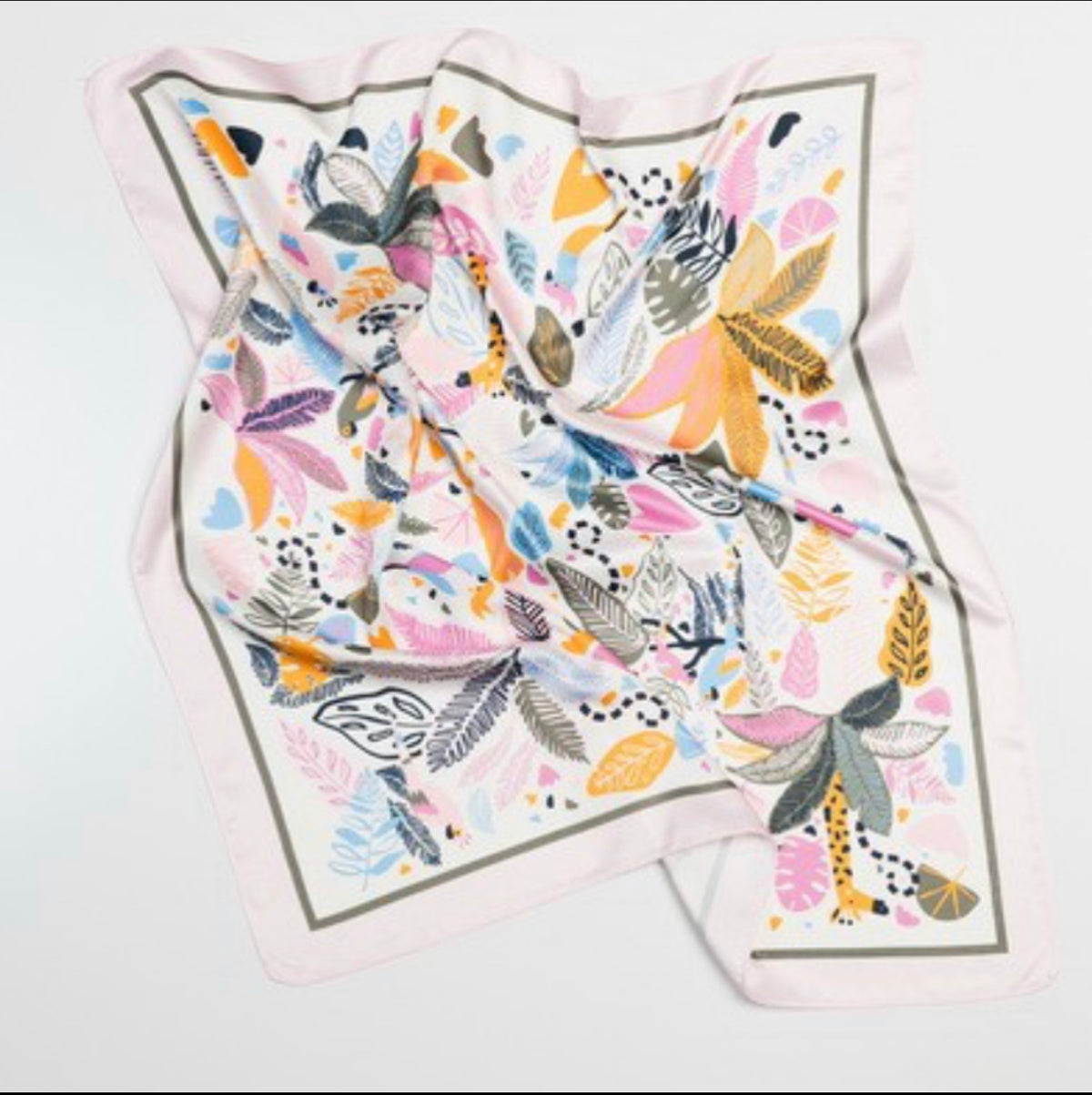AMELIA BANDANA SCARF