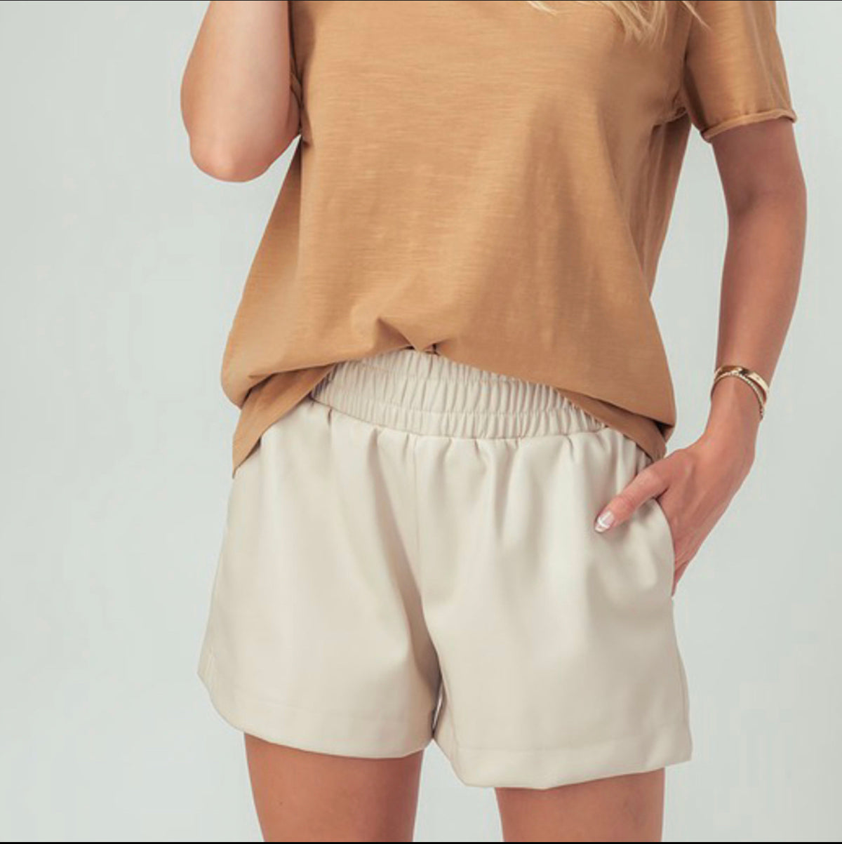 ALY FAUX LEATHER SHORTS