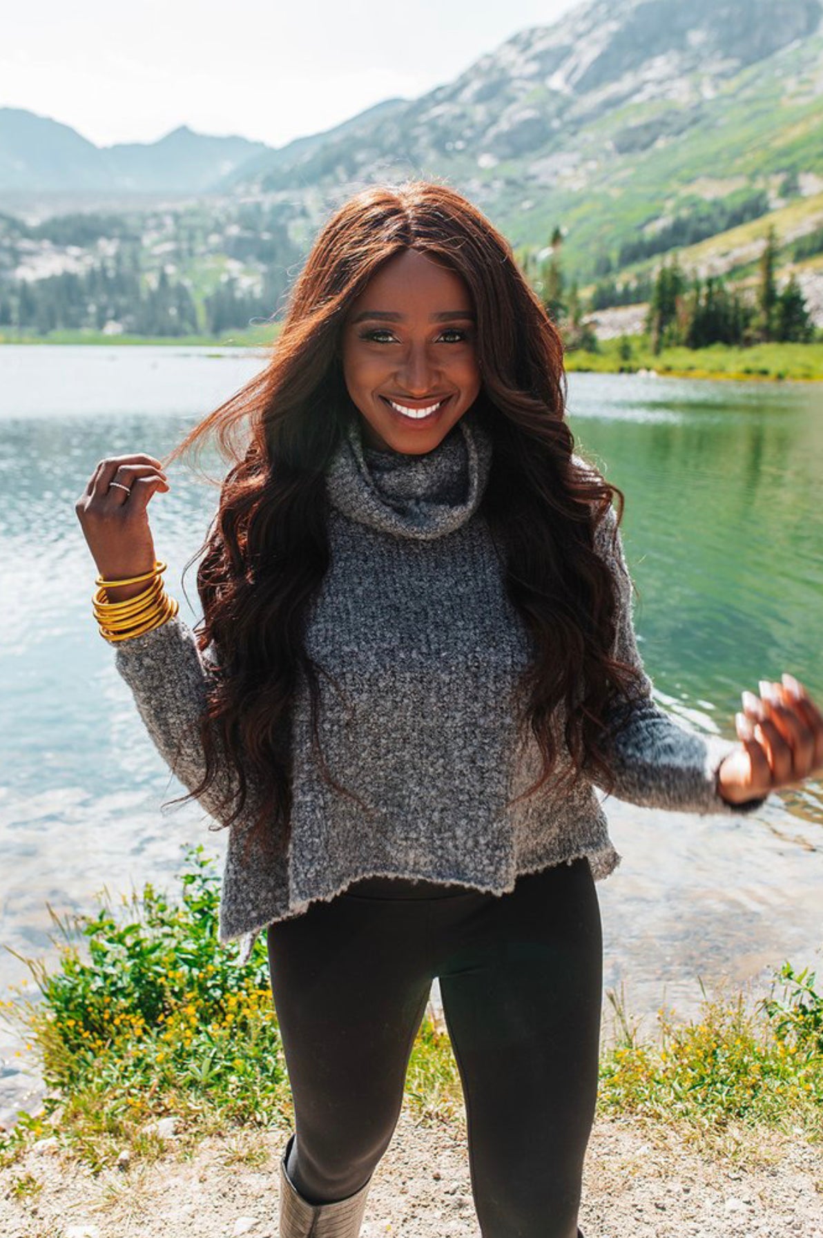 DAISY CHARCOAL SWEATER