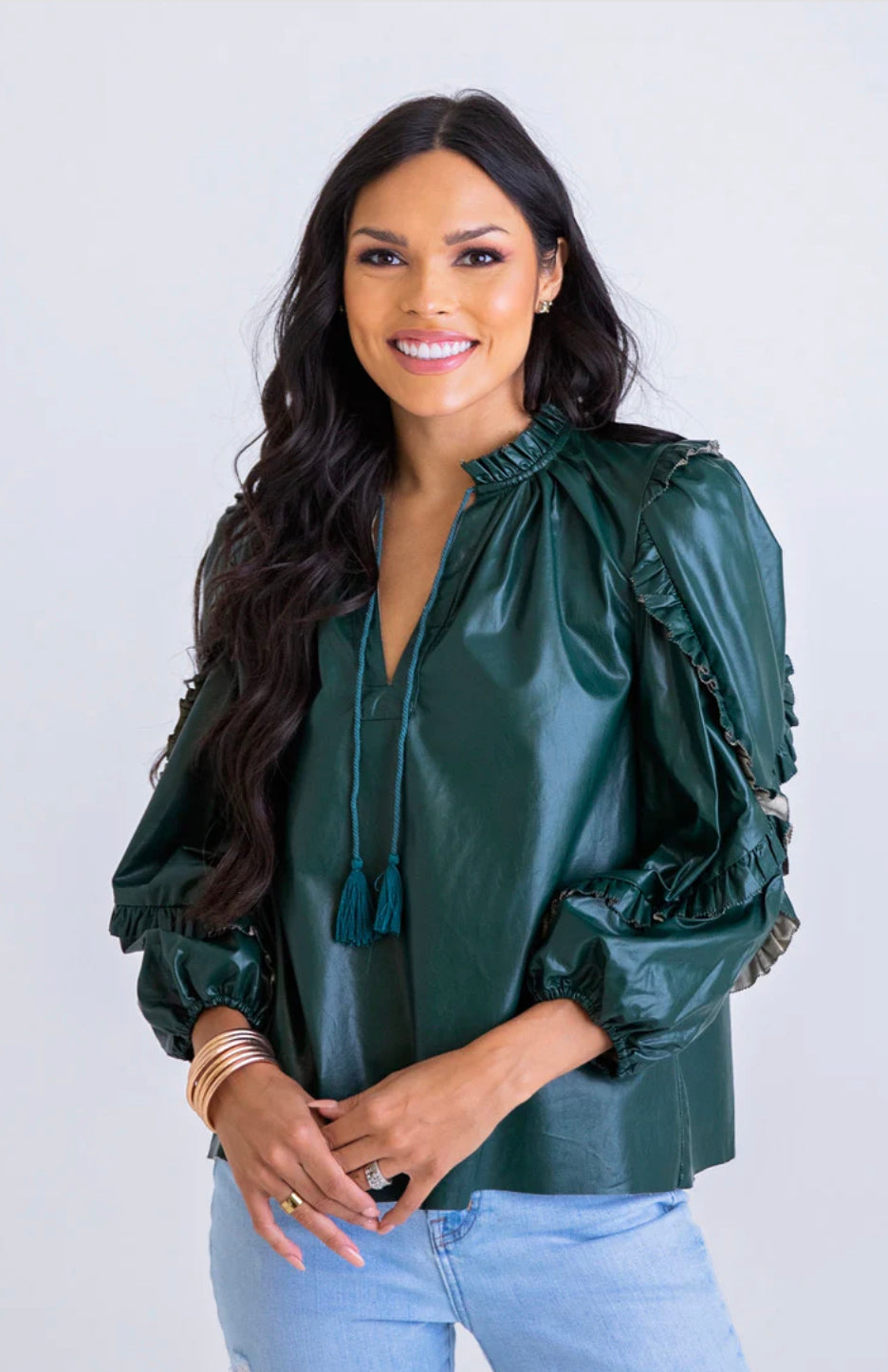 GREEN PLEATHER RUFFLE SLV TOP