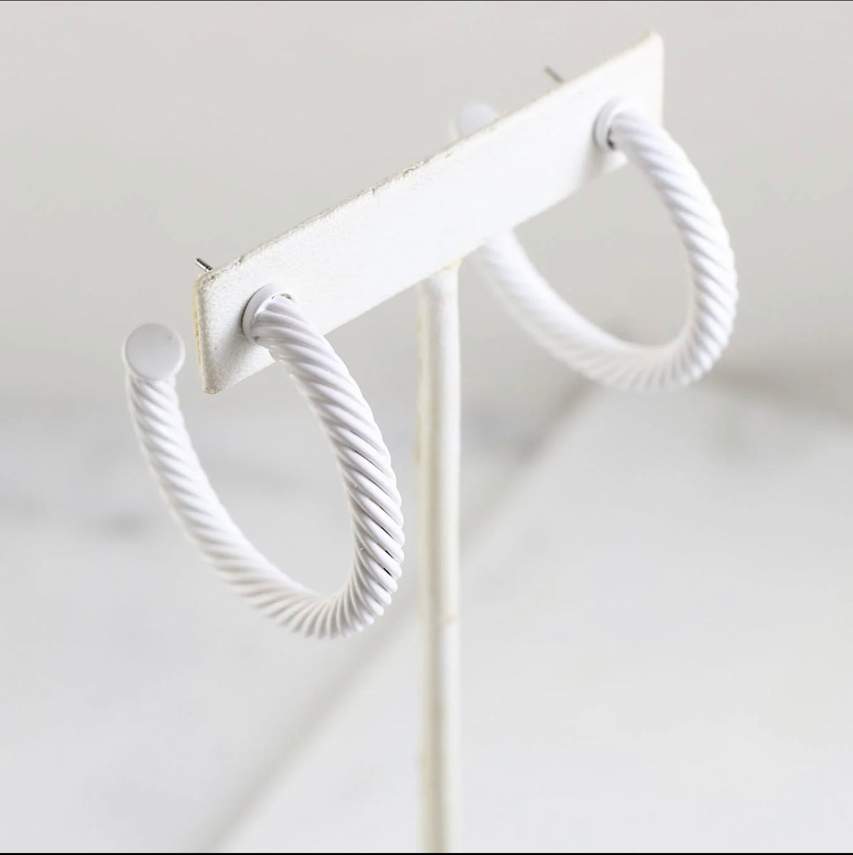 DUFFER CABLE HOOP EARRING