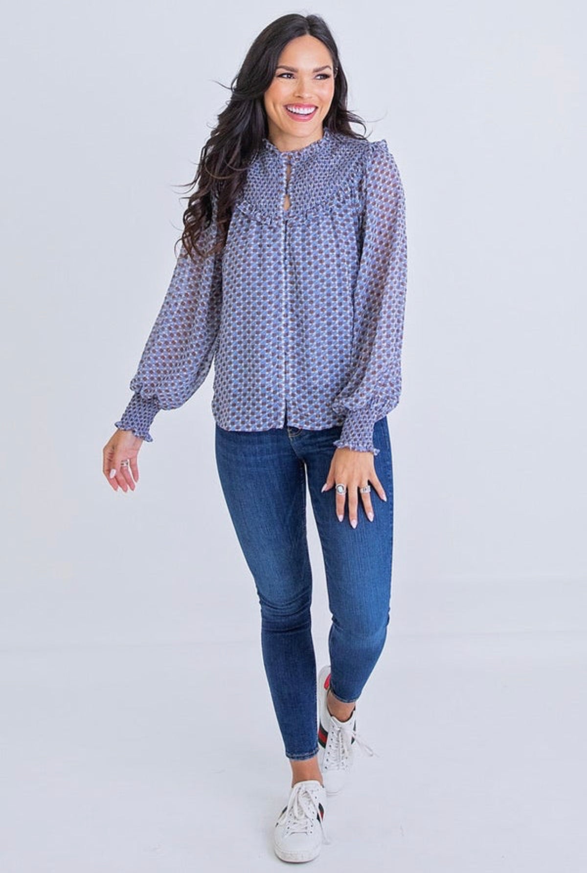 GEOMETRIC SMOCKED BUTTON TOP