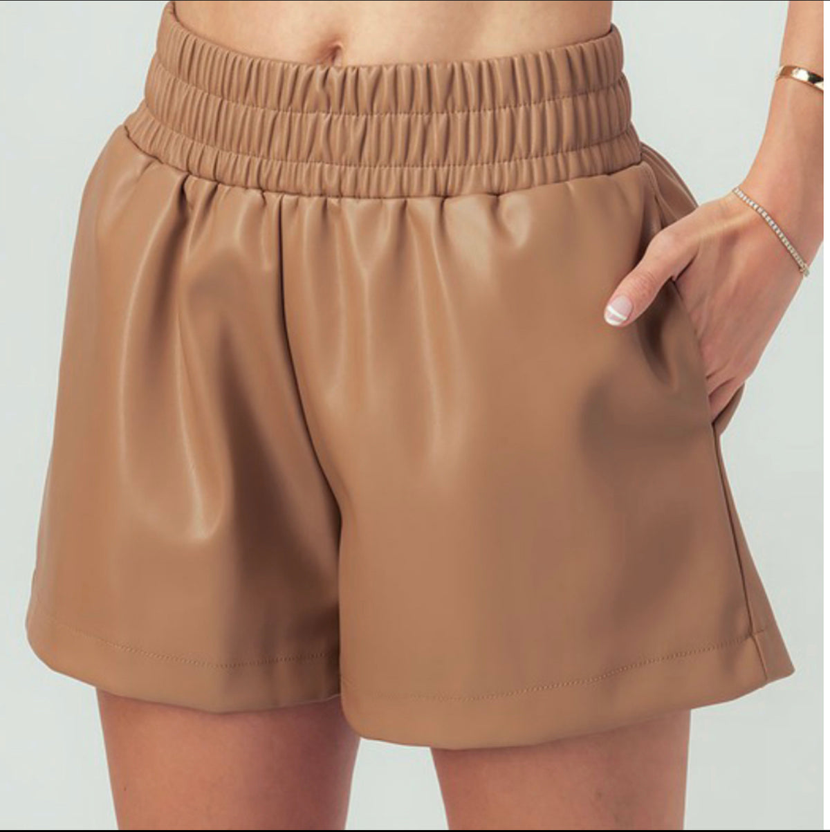 ALY FAUX LEATHER SHORTS